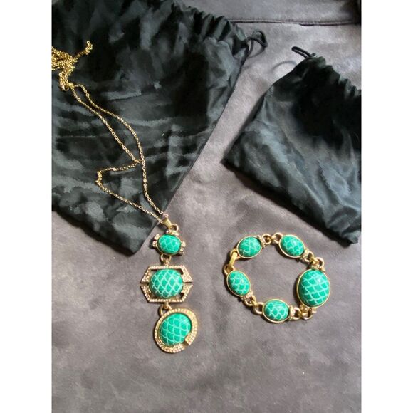 EUC Roberto Cavalli Turquoise Stone Snake Etched Pendant Necklace Bracelet Set - Picture 7 of 8
